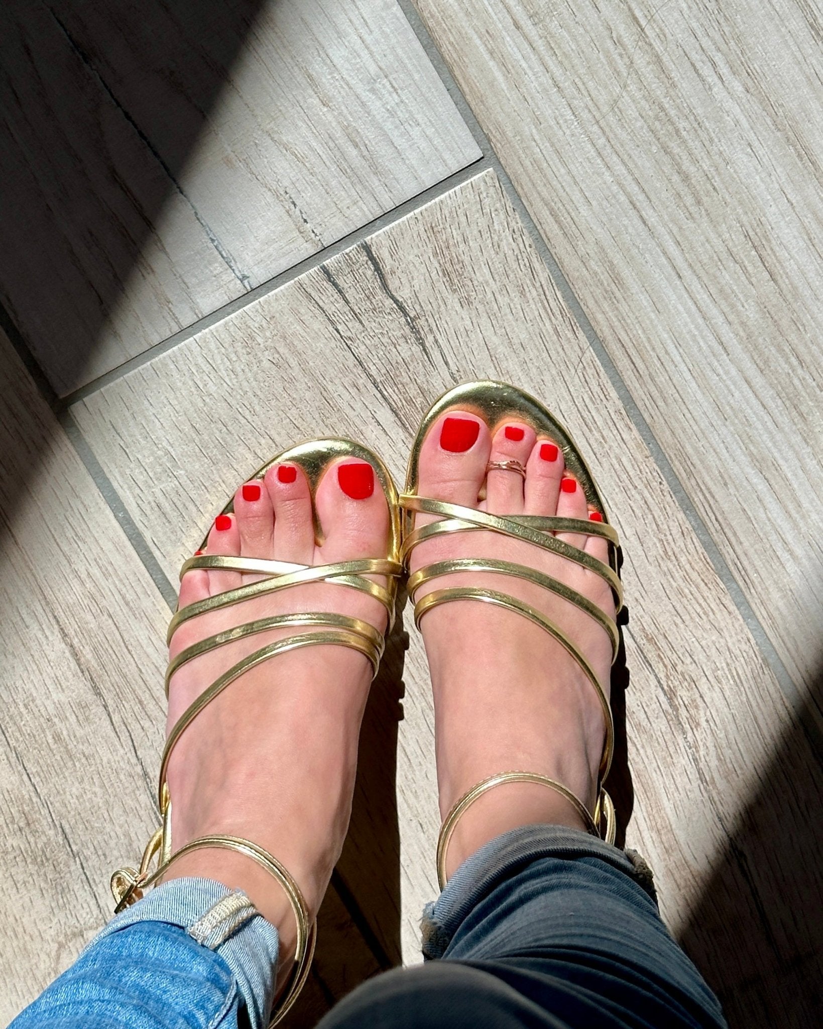 Cherry Toes - Oprah Studio