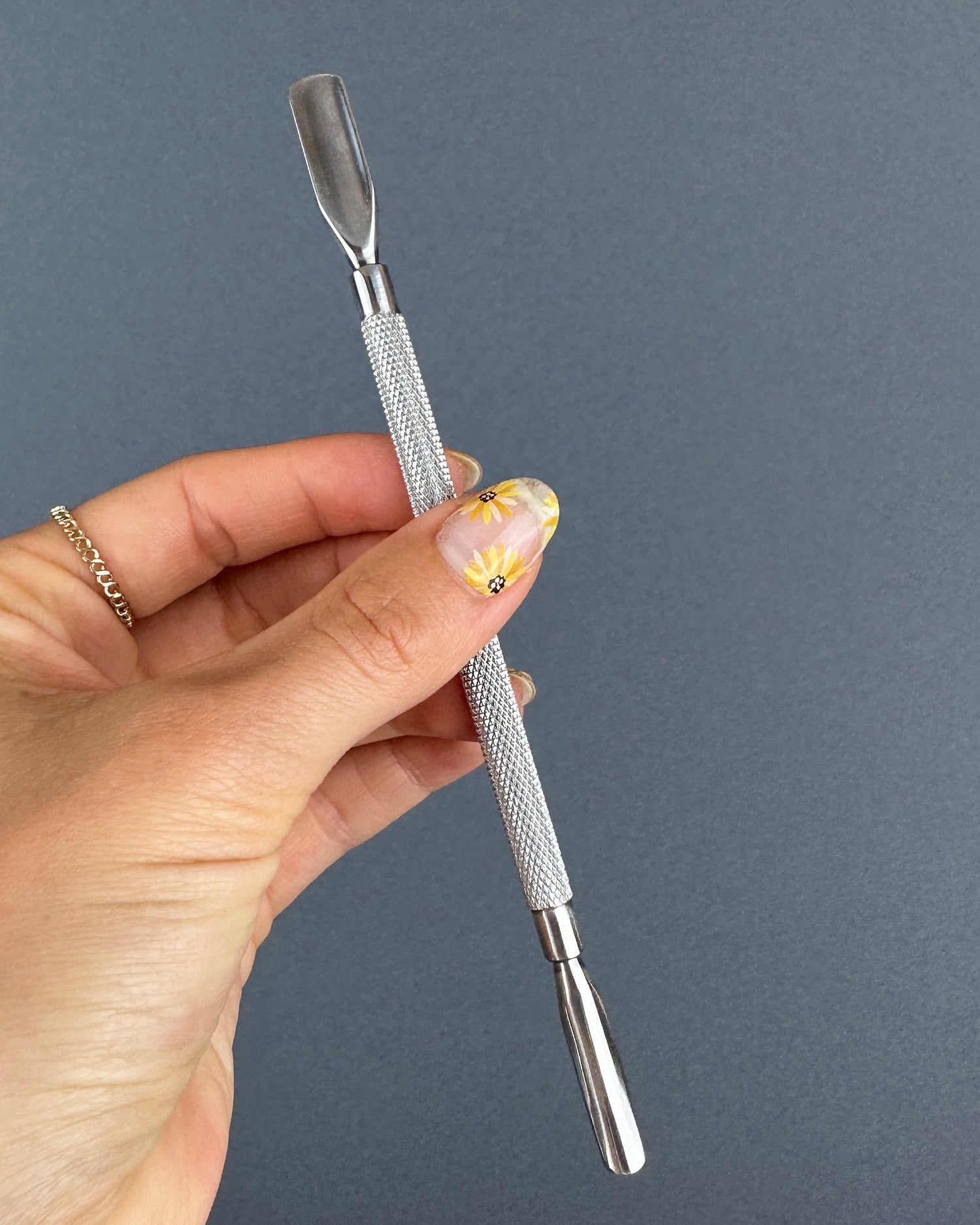 Nagelhautschieber aus Edelstahl