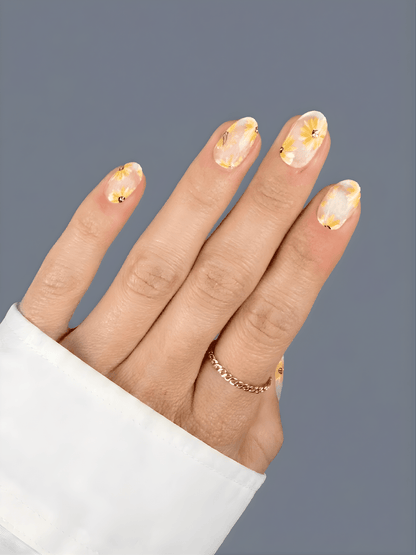 Marguerite - Floral - Oprah Studio